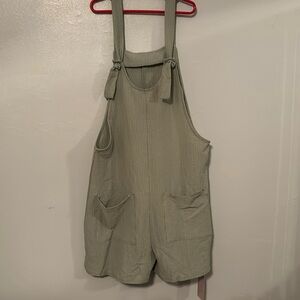 Green romper